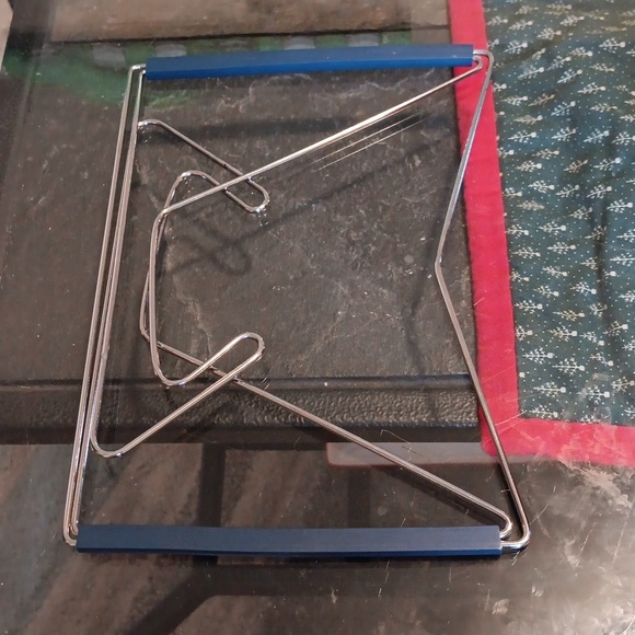 BOOKSTAND - Picture 1 of 1